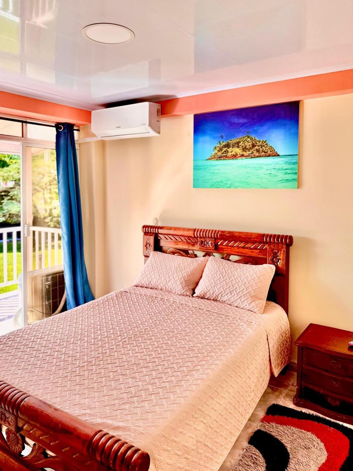 Posada Seven Colours Ocean Providencia  Exterior photo